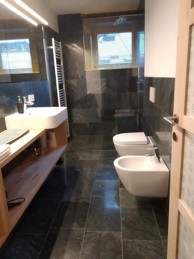 Haus18 Apartment Sluderno Luaran gambar
